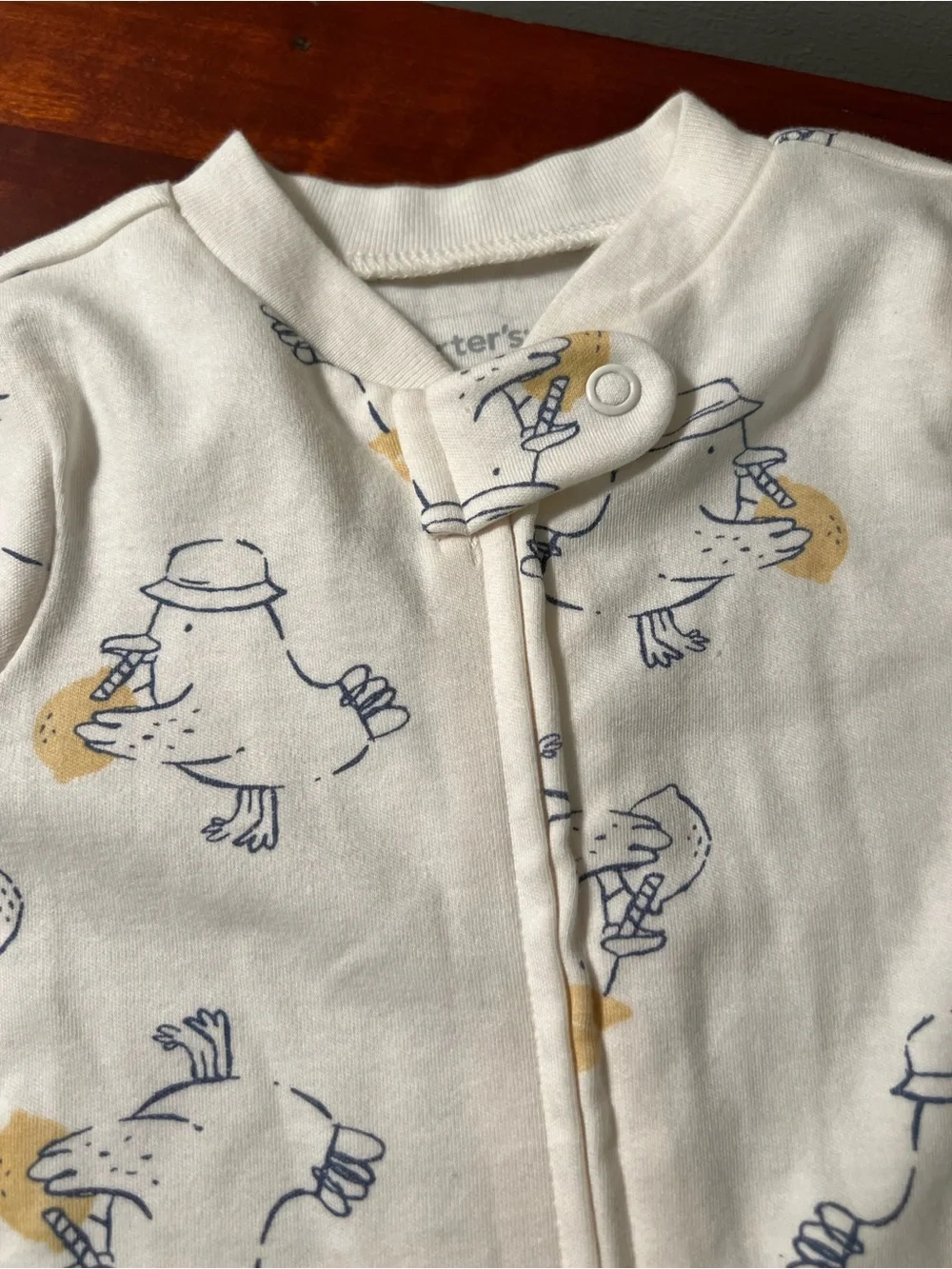 Carter’s Cream Cotton Pajamas with Yellow Duck Print size 6 months NWOT
